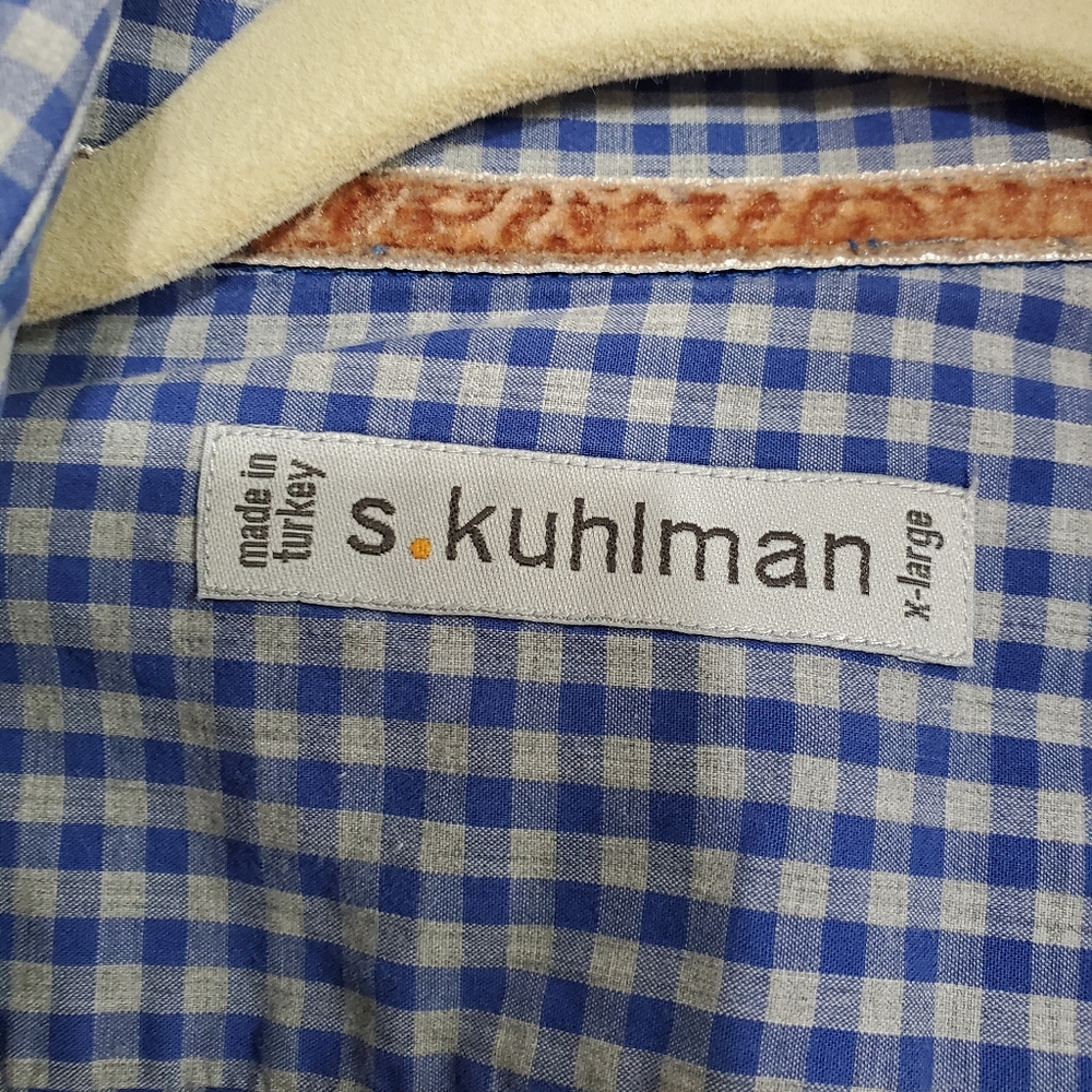 S Kuhlman Button down